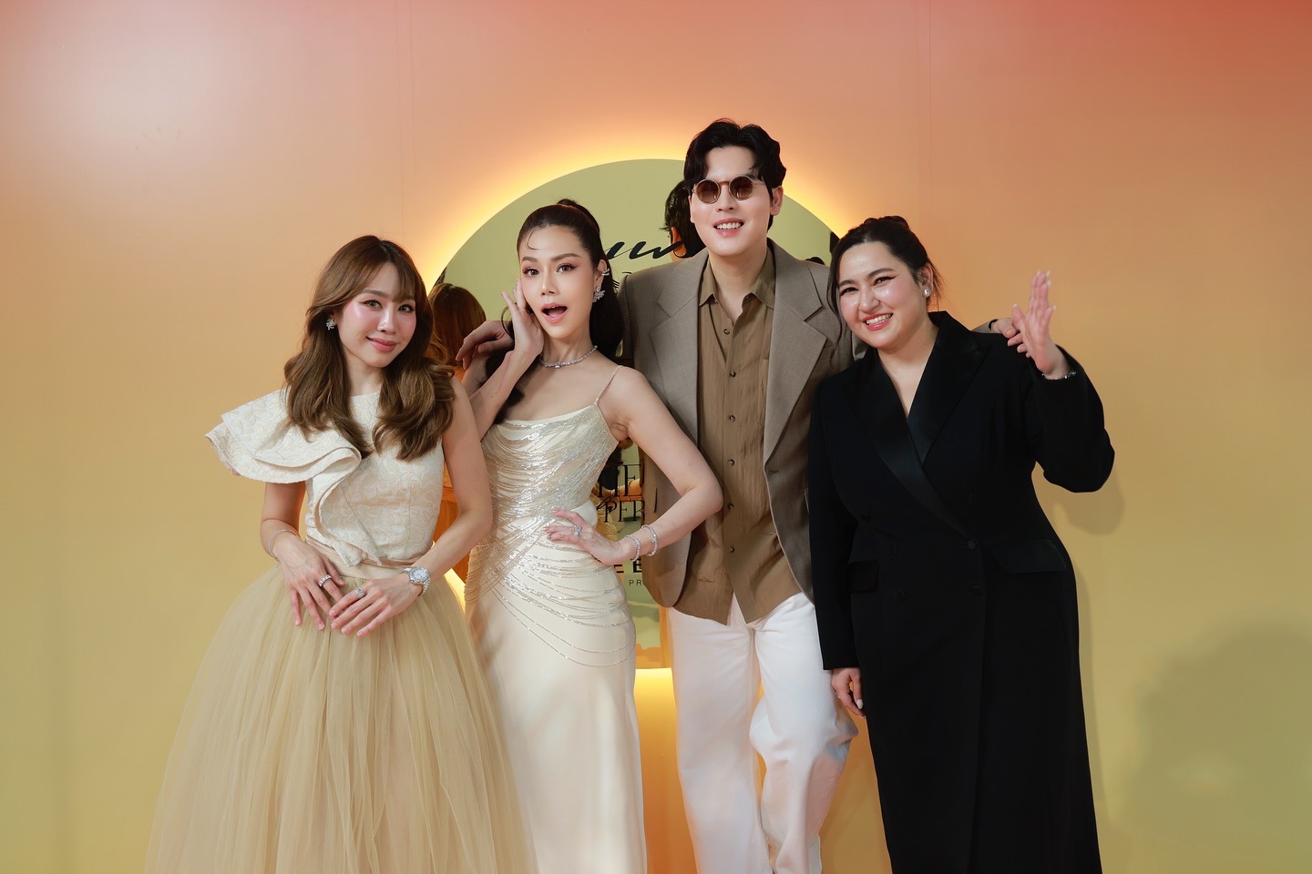 02597078 2397 4AD5 83D7 A0937F5C0D19