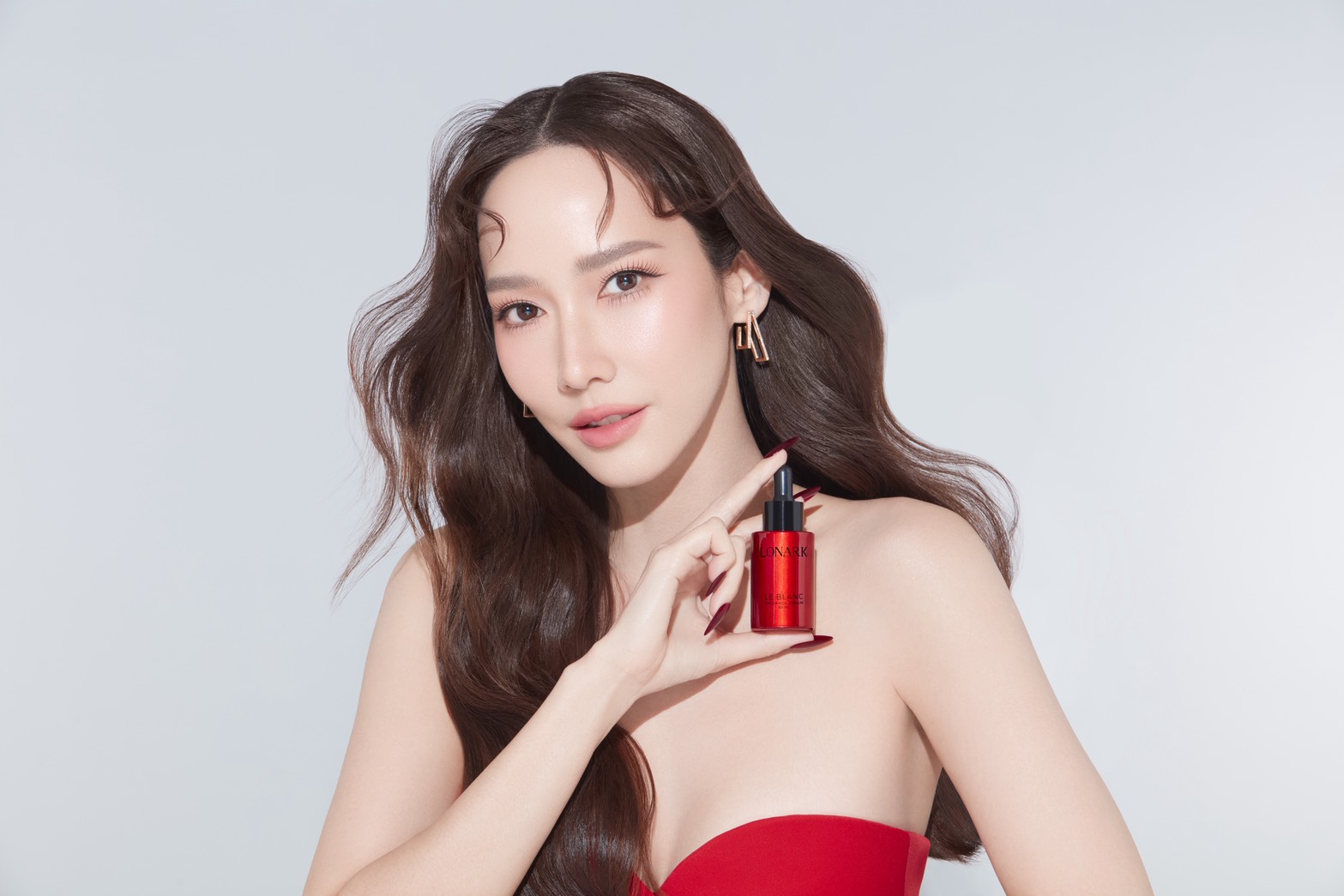 "LONARK LE BLANC RADIANCE SERUM" ผลิตภัณฑ์​เซรั่มบำรุงผิวสารสกัด 100% จากเกาหลี 