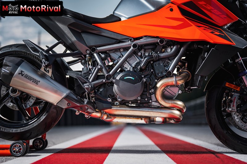 2025 ktm 1390 super duke gt 005