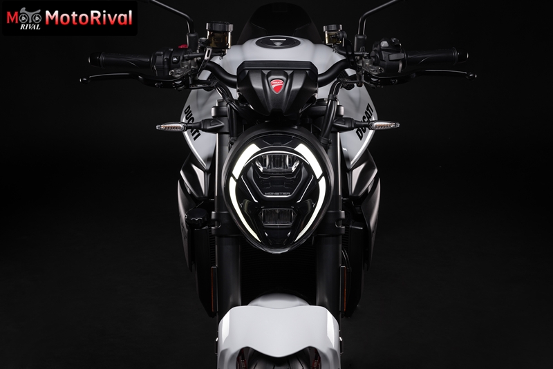 2026 ducati monster 018