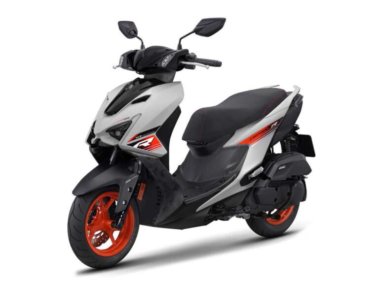 3 promo CYGNUS xr gray 768x577