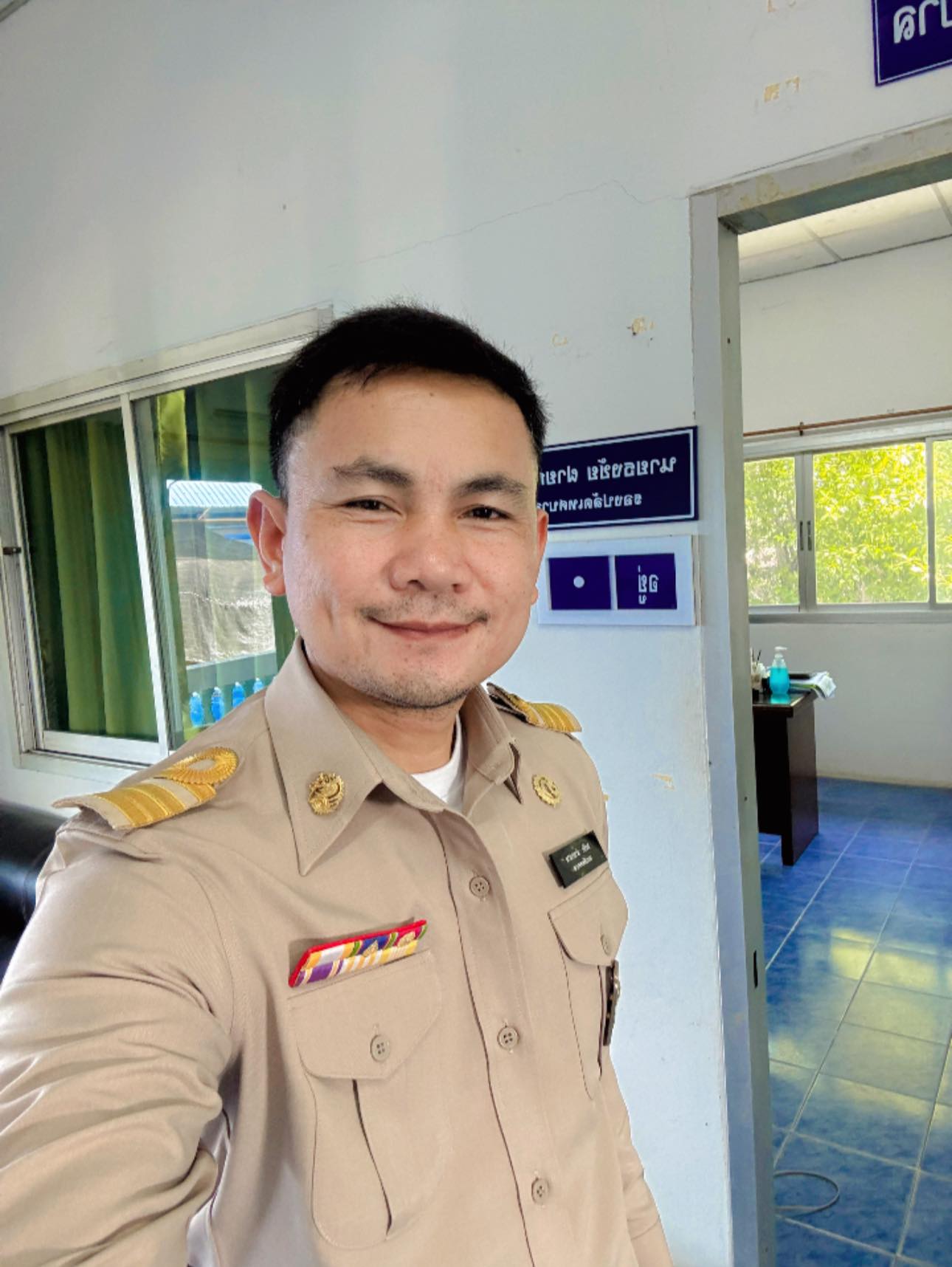 โปรไฟล์ พงษ์