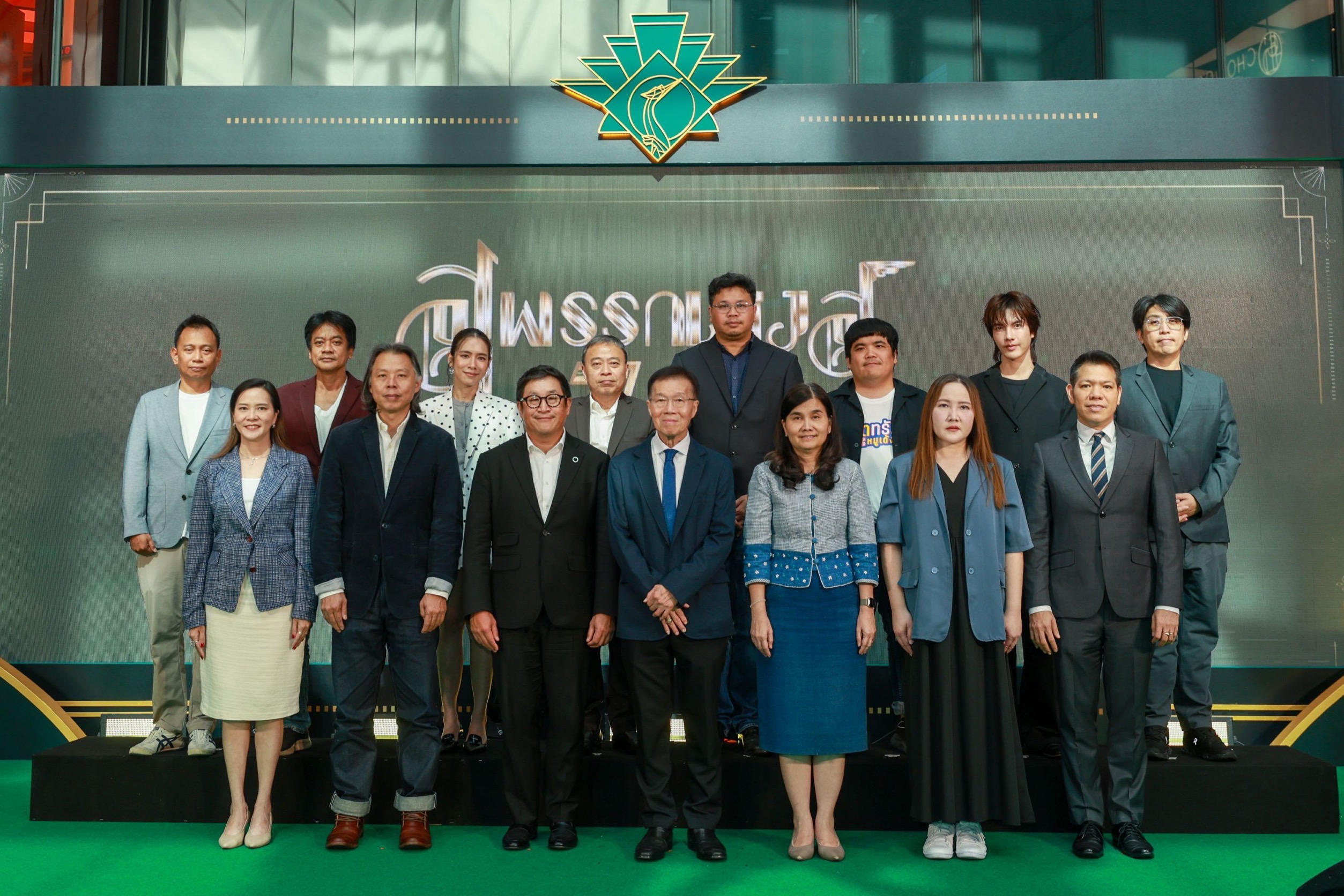 5DCBC52F 826C 408F B5BD B23909ACD1D6