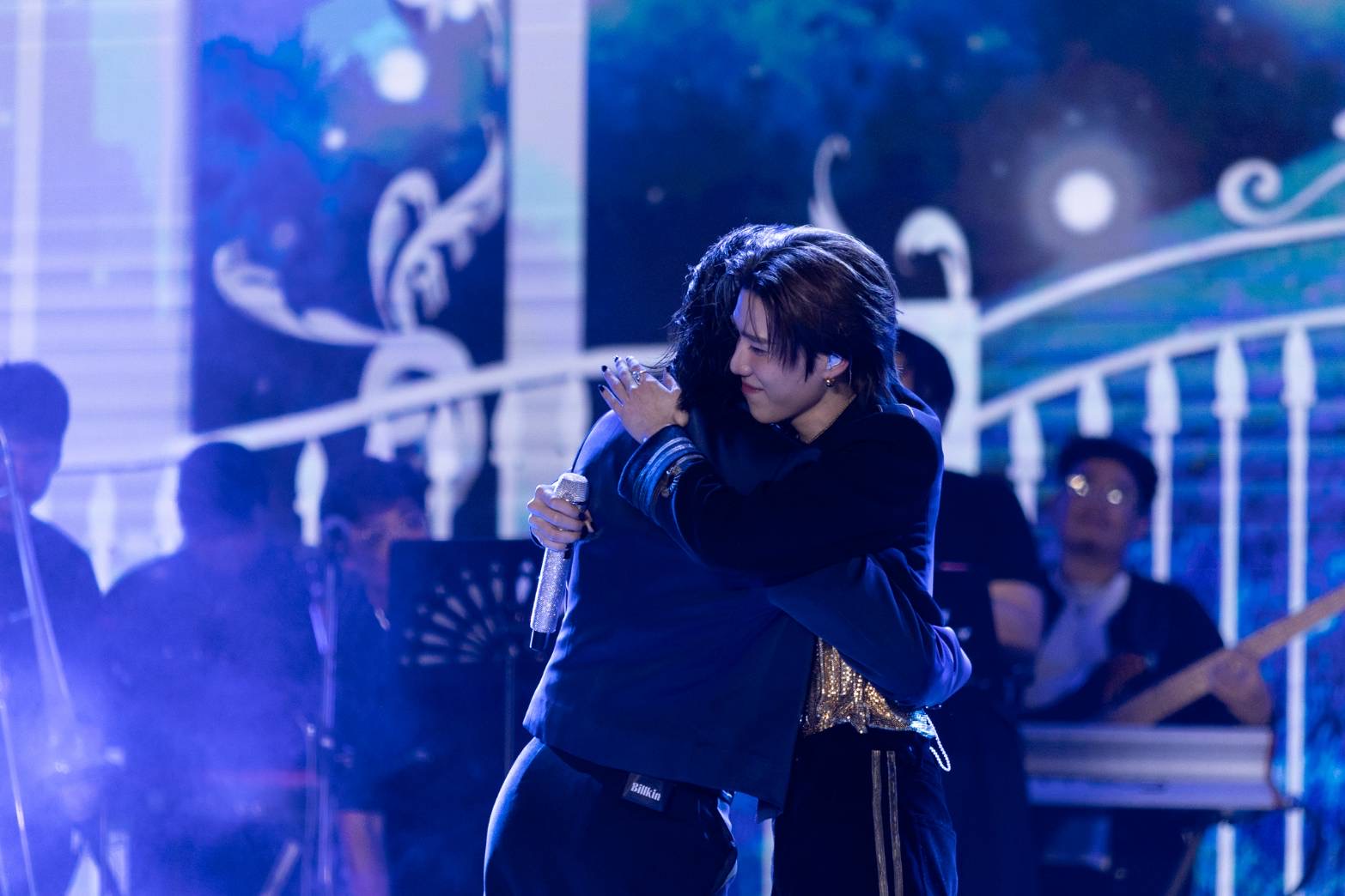 7EF611EB F501 4798 90F6 C9245C117390