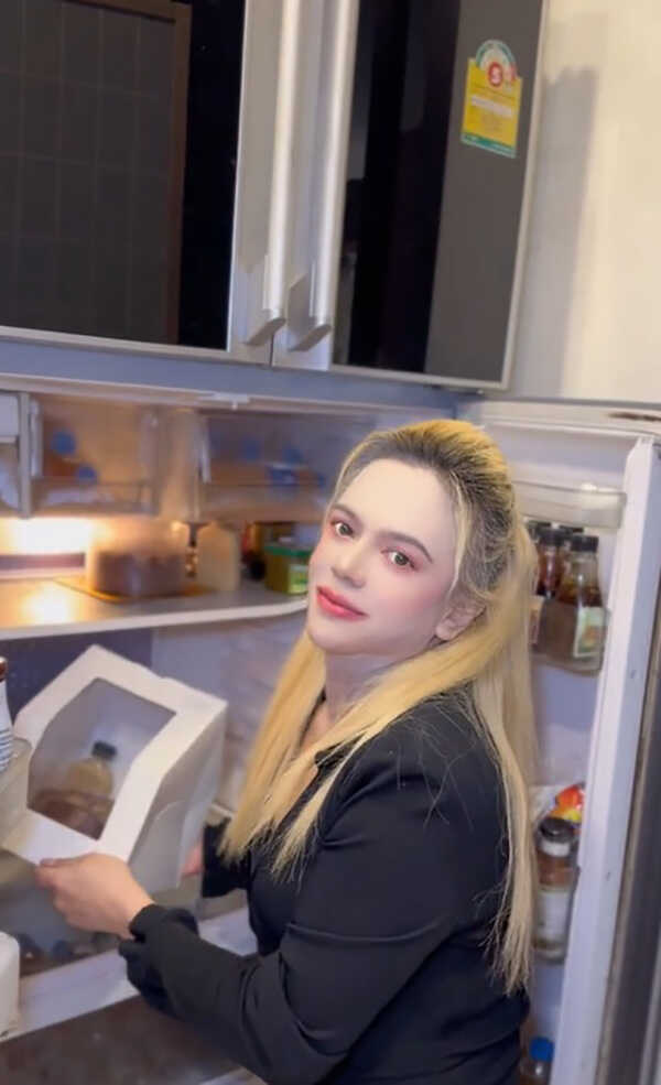 83e390f4 1ef7 4934 a059 b4a77d7baf44