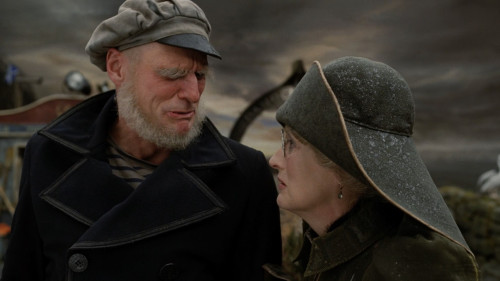 A.Series.of.Unfortunate.Events.2004.1080p.iT.WEB-DL.DDP5.1.H264Argon-.mkv_snapshot_00.56.59.196.jpg
