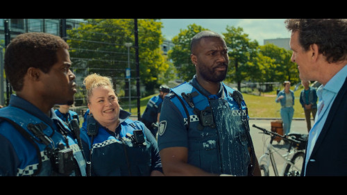 Almost.Cops.2025.1080p.NF.WEB-DL.DDP5.1.H264Argon.mkv_snapshot_00.30.04.367.jpg