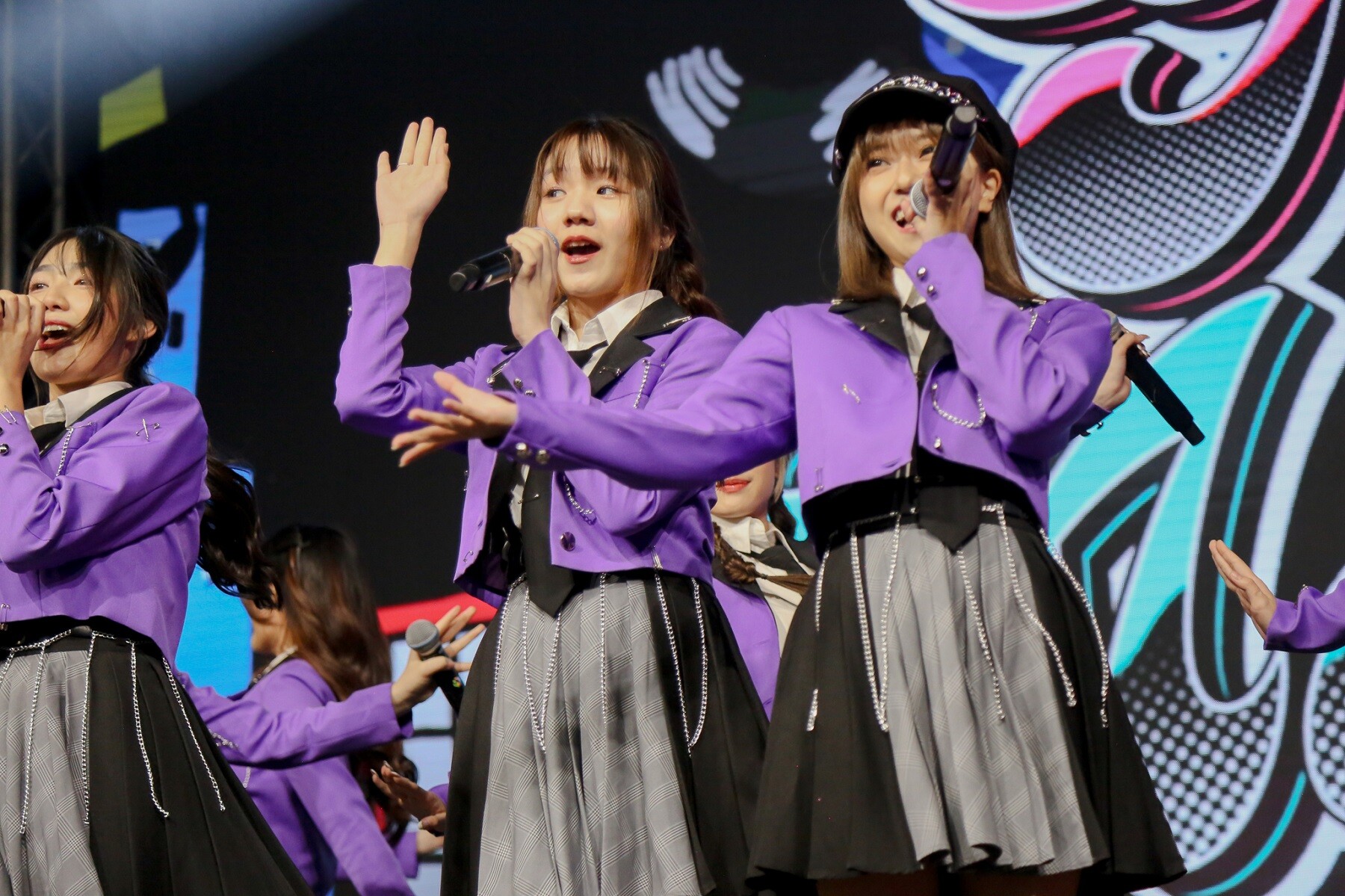 BNK48-CGM48-FanFest0-3.jpeg