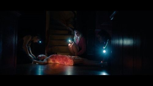Bodies.Bodies.Bodies.2022.1080p.NF.WEB-DL.DDP5.1.H264Argon-.mkv_snapshot_00.58.46.509.jpg