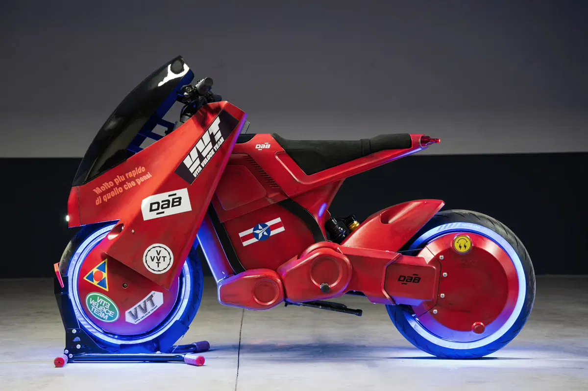 DAB VVT Akira 01