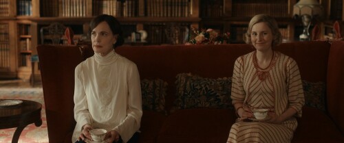 Downton.Abbey.The.Grand.Finale.2025.1080p.iT.WEB-DL.DDP5.1.H264Argon.mkv_snapshot_00.38.28.592.jpg