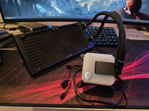 EK-AIO240-3.jpg