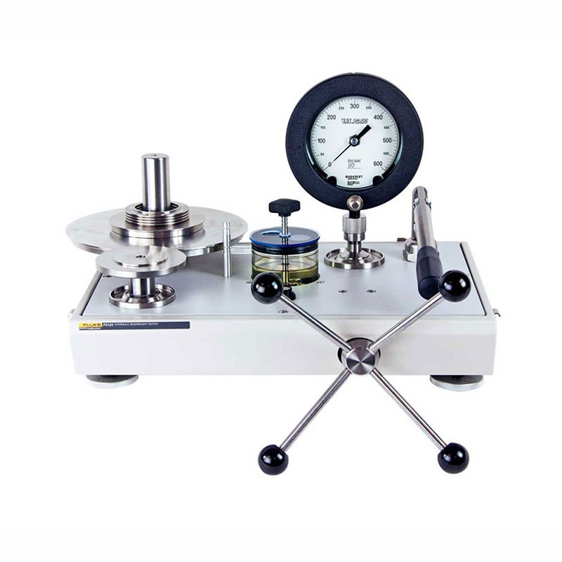 Fluke P3224-MPA Water Deadweight Tester, 0.1 to 70mPa