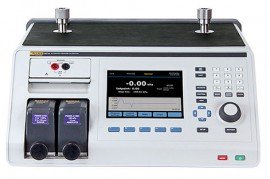 Fluke 2271A-N-G7M/G700K Pneumatic Pressure Calibrator Kit, 7MPa & 700kPa gauge
