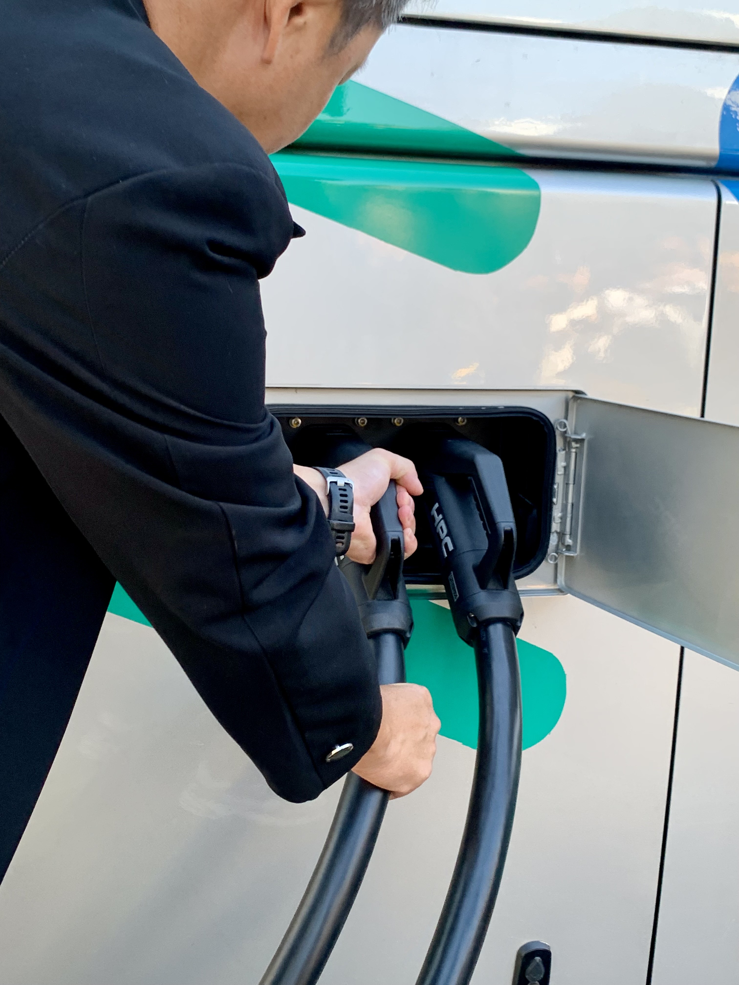 F4F1E046 EA6F 4C67 B96F 911CBD4CB55D