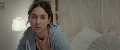 Feed.2017.1080p.iT.WEB-DL.DDP5.1.H264Argon.mkv_snapshot_00.25.11.928.jpg