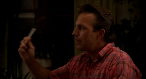 Field.of.Dreams.1989.1080p.iT.WEB-DL.ADDP5.1.H264Argon.mkv_snapshot_00.10.48.865.jpg