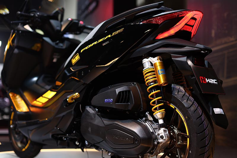 Honda Forza 350 Ohlins 2