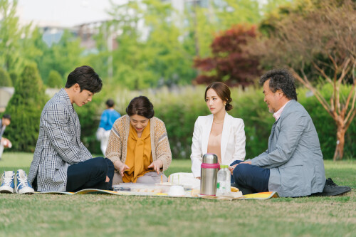 Img_-Her-Private-Life-10.jpeg