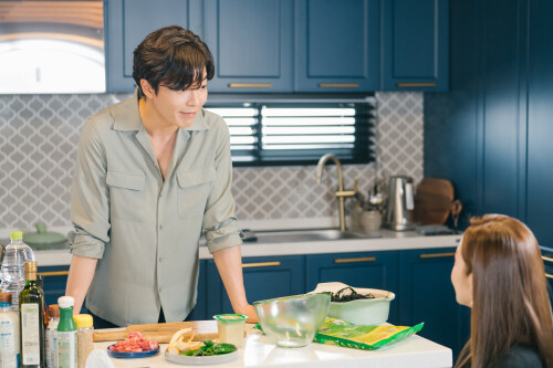 Img_-Her-Private-Life-12.jpeg