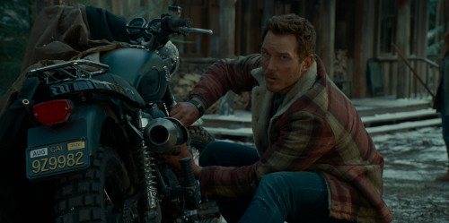 Jurassic.World.Dominion.2022.2160p.DV.HDR.iT.WEB-DL.DDP5.1.H265Argon-.mkv_snapshot_00.16.01.557.jpg
