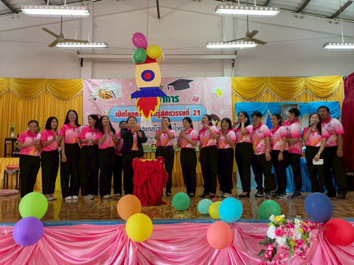 LINE_ALBUM_-68_250901_36.jpg