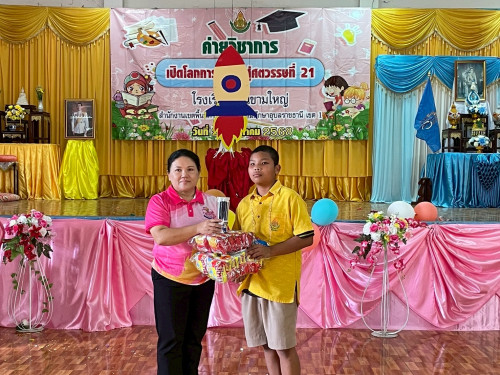LINE_ALBUM_-68_250901_5.jpg