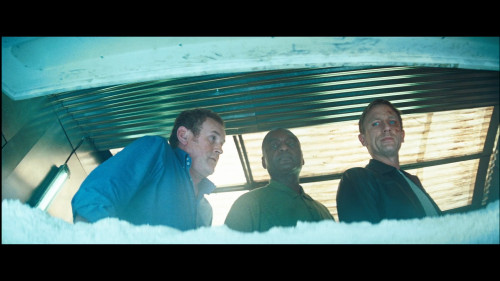 Layer.Cake.2004.1080p.NF.WEB-DL.DDP5.1.H264Argon-.mkv_snapshot_01.23.59.823.jpg