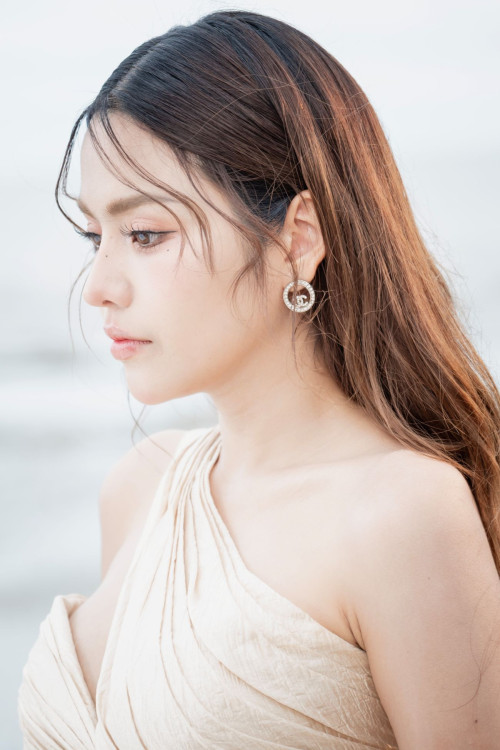 MV----feat--3.jpg