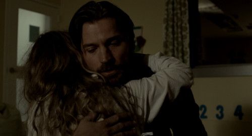 Mama.2013.1080p.iT.WEB-DL.DDP5.1.H.264Argon-.mkv_snapshot_00.20.44.579.jpg