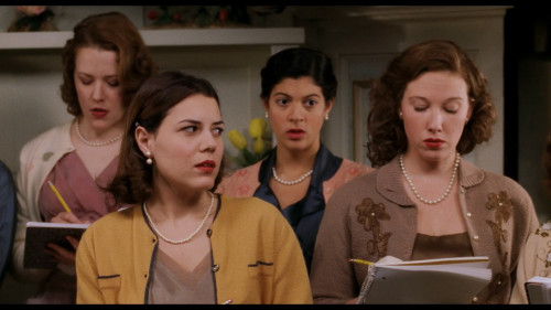 Mona.Lisa.Smile.2003.1080p.NF.WEB-DL.DDP5.1.H264Argon-.mkv_snapshot_00.28.48.592.jpg