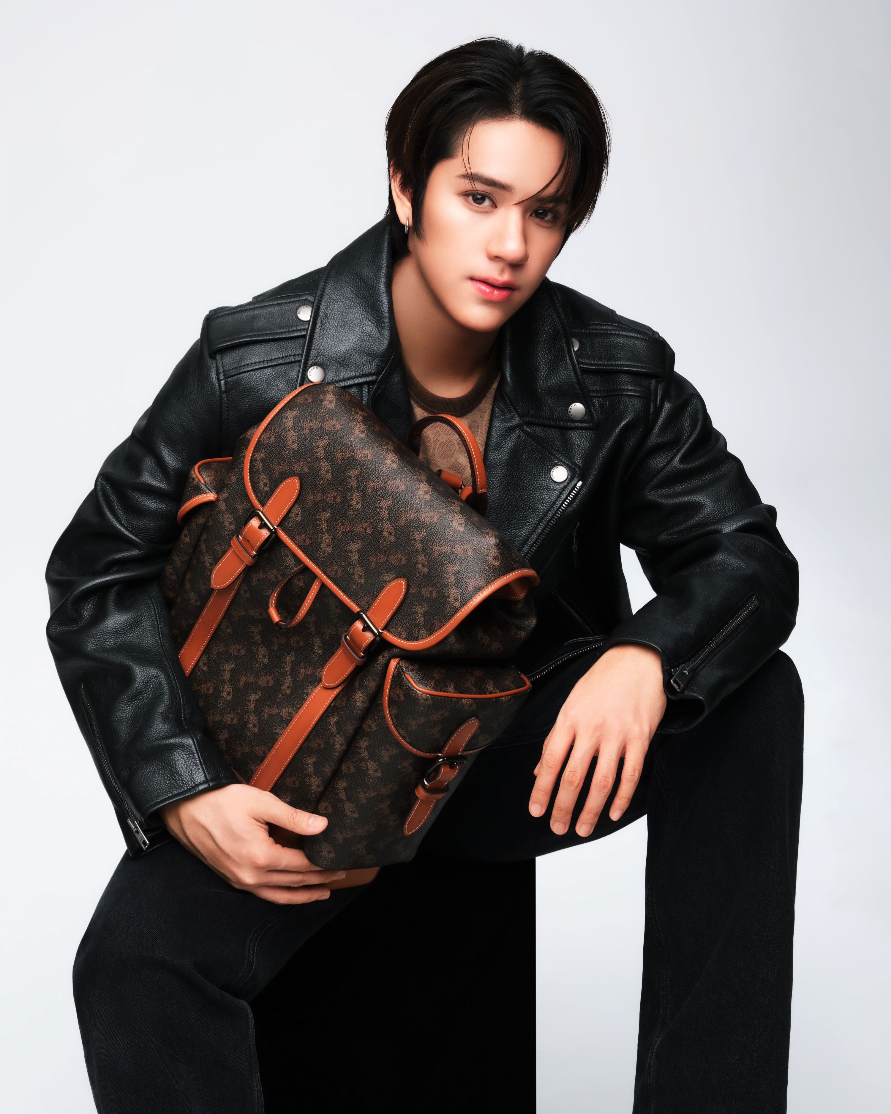 NANON FRIEND OF COACH SEA (4)