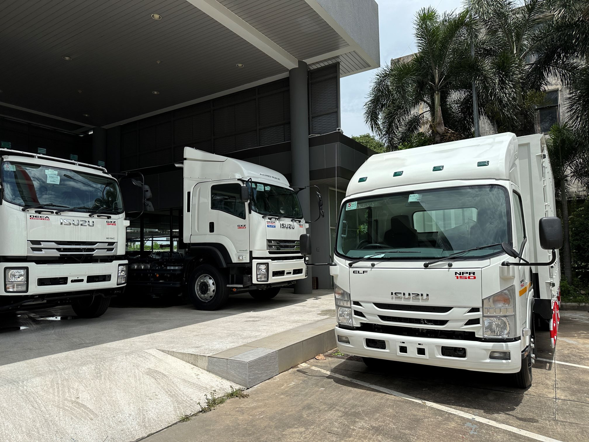 NPR 150 ด้านหน้า