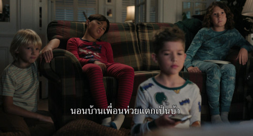 Overcompensating.S01E01.1080p.AMZN.WEB-DL.DDP5.1.H265.mkv_snapshot_00.36.594.jpg