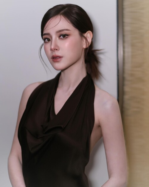 Photo-shared-by-baifernbah-on-March-21-2024-tagging-spite.19-and-spophair.-May-be-an-image-of-1-person-hair-and-makeup..md.jpeg