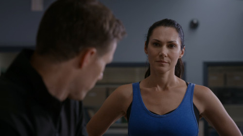 S.W.A.T.Under.Siege.2017.1080p.NF.WEB-DL.DDP5.1.H264Argon-.mkv_snapshot_00.21.56.786.jpg