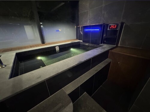 S 27885616 0" border="0