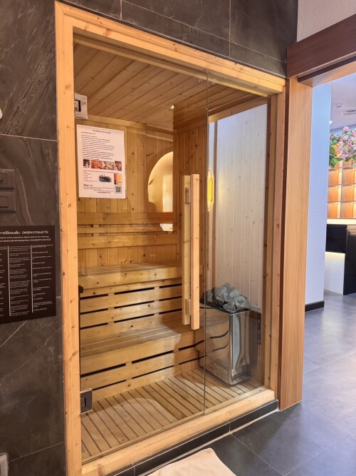 S 27885621 0" border="0