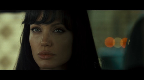 Salt.2010.1080p.NF.WEB-DL.DDP5.1.H264Argon.mkv_snapshot_00.52.41.764.jpg