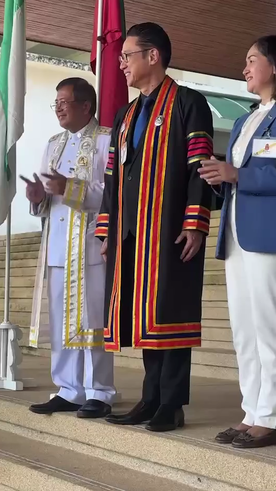 SaveClip App 0641DA69819B2F5215CE184C42AD8F83 video dashinit mp4 000090133