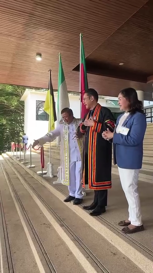 SaveClip App 0641DA69819B2F5215CE184C42AD8F83 video dashinit mp4 000120633