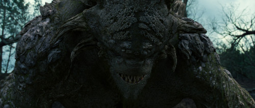 Snow.White.and.the.Huntsman.2012.2160p.HDR.iT.WEB-DL.DDP5.1.HEVC.H265Argon-.mkv_snapshot_00.50.21.924.jpg