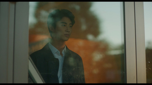Soulmate.2023.1080p.MAX.WEB-DL.KOREAN.DDP2.0.H264Argon-.mkv_snapshot_01.39.16.477.jpg