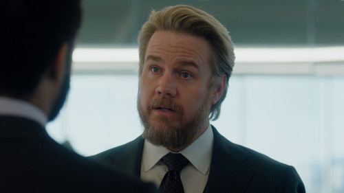 Suits.LA.S01E01.1080p.MAX.WEB-DL.DDP5.1.H264.mkv_snapshot_02.44.801.jpg