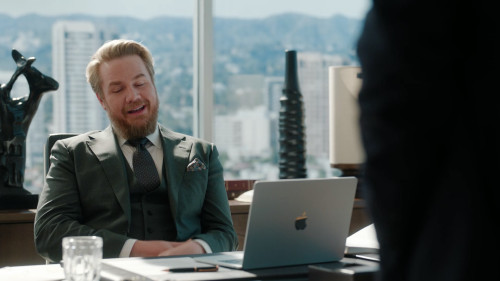 Suits.LA.S01E01.1080p.MAX.WEB-DL.DDP5.1.H264.mkv_snapshot_11.28.688.jpg