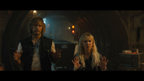 The.Electric.State.2025.1080p.NF.WEB-DL.DDP5.1.H264Argon-.mkv_snapshot_00.36.02_2025-03-14_14.18.16.jpg