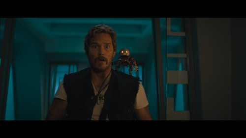 The.Electric.State.2025.1080p.NF.WEB-DL.DDP5.1.H264Argon-.mkv_snapshot_01.50.21_2025-03-14_14.18.48.jpg