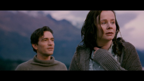 The.Water.Horse.Legend.of.the.Deep.2007.1080p.NF.WEB-DL.DDP5.1.H264Argon-.mkv_snapshot_01.41.08.415.jpg