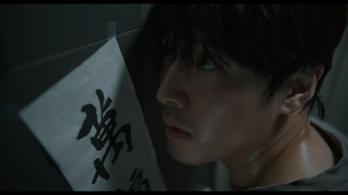 Wall.to.Wall.2025.1080p.NF.WEB-DL.DDP5.1.H264Argon.mkv_snapshot_00.18.46.143.jpg
