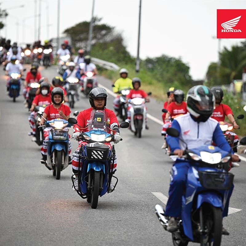 Wave on Tour Thai Honda 08